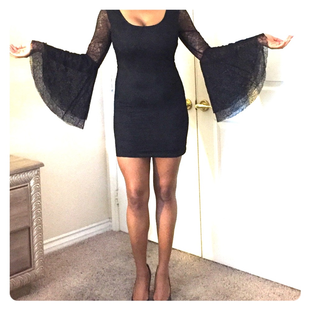Lace and Crochet bell sleeves Dress